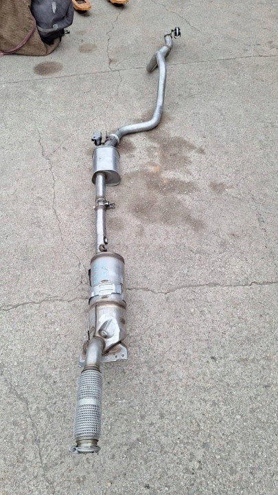 Katalizator/DPF TLUMIK komplet Renault Kangoo IV 208023544R 203002326R