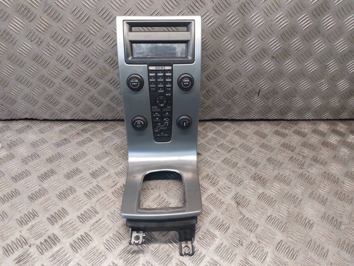 PANEL Bouches buses Console Moyen Châssis Écran VOLVO V50 8696495 30672565