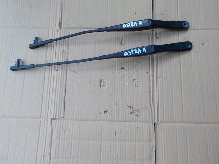 Braccio tergicristallo Anteriore komplet opel astra H 13111219 13111220