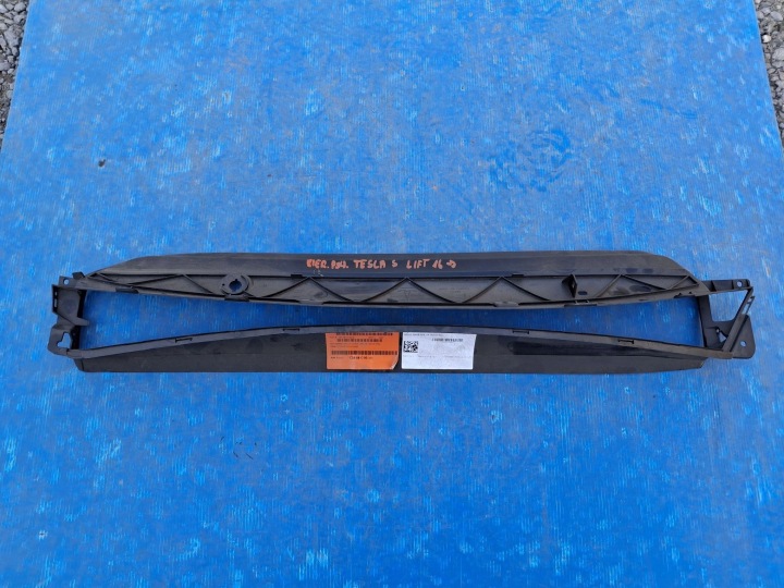 Presa condotto aria Tubo d’ingresso presa d’aria louvre TESLA S LIFT 2016R-> 1057847-00-D
