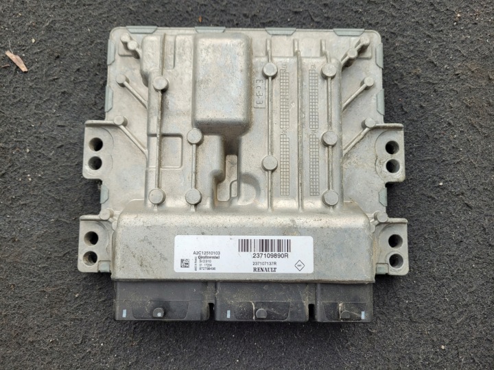 počítač MOTORA RENAULT 237109890R