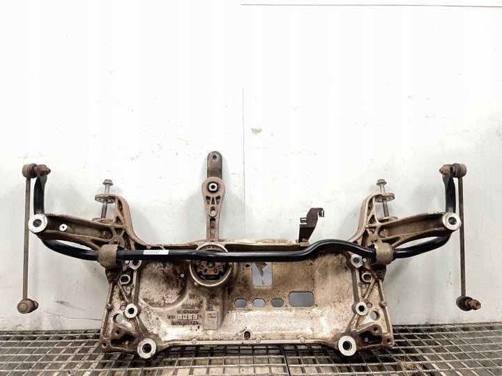 VW PASSAT B6 B7 SHARAN 7N TIGUAN sider axle beam subframe front 7N0199369A