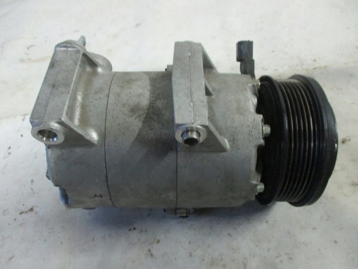 compressor; compressor of the air conditioning Ford Kuga II 1,5 6V61-19D629CC