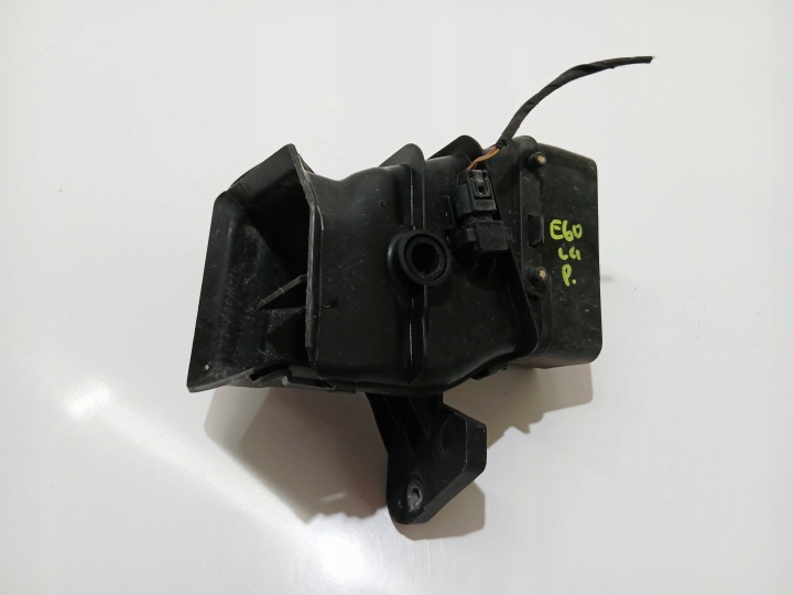 csatorna vzduchový pravý předek BMW E60 E61 LCI OE 7178118 (0001016)
