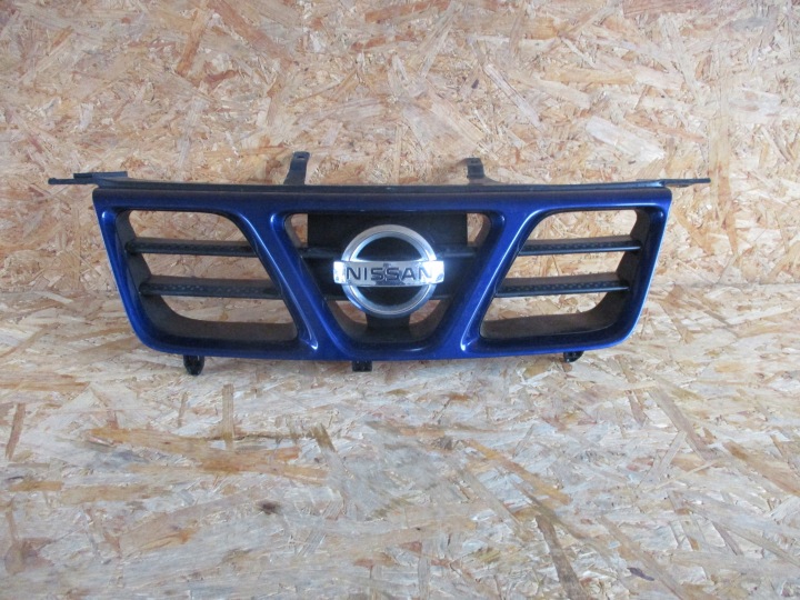GRILL KÜHLERGRILL NISSAN X TRAIL T30 01-03