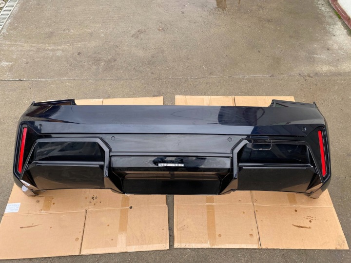 BMW IX I20 LCI LIFT M PAKIET komplet Stoßstange heck hinten PDC schwarzer