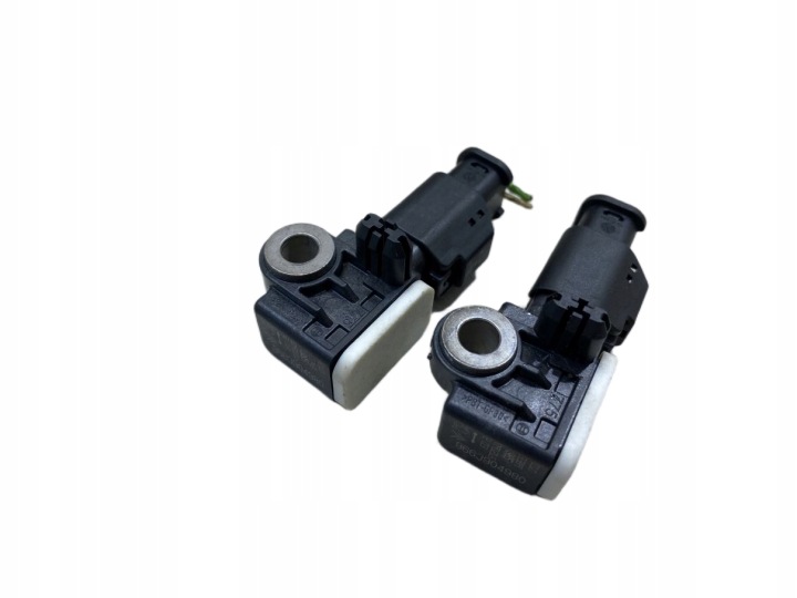 Capteur choc PEUGEOT 5008 et 9663904980