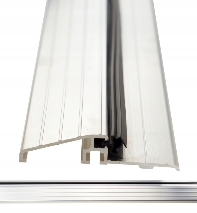 Univerzální hliníkový práh s těsněním 130 cm Pl