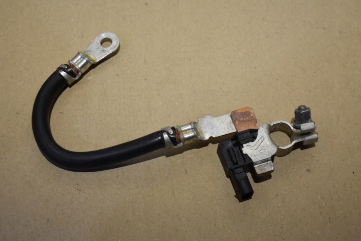 IDEALNA Klemme IBS Minus AKUMULATORA MERCEDES 1
