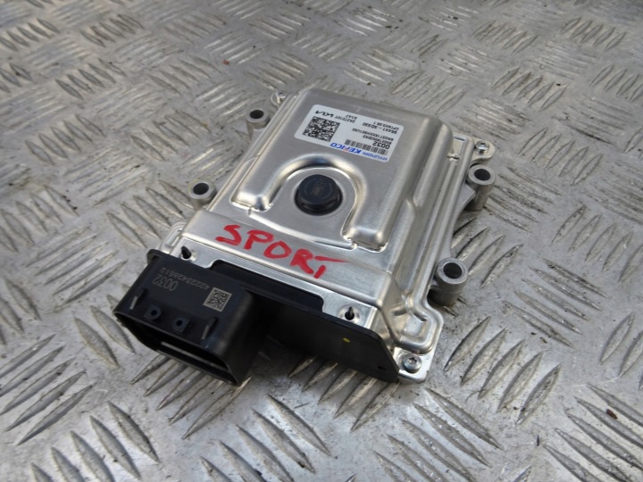 KIA SPORTAGE V 5 modul Bedienteil DES MOTORS 95441-3D330 1.6 T-GDI HYBRID