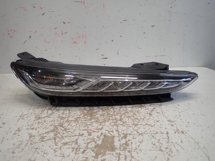 LICHT VORNE VORNE RECHTS HYUNDAI KONA 2017- LED