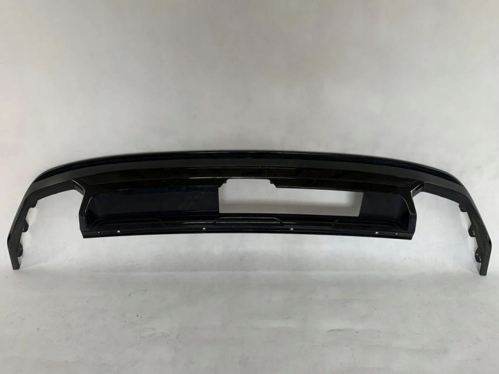Volkswagen Touareg 3 III 18r Spoiler stoßstange heck hinten VW 760807568E 06.23