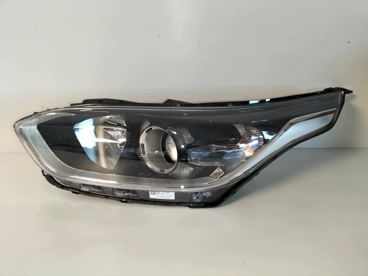 světlo přední reflektor levá KIA CEED III 18-21 pod zarowke H7+H7 +LED