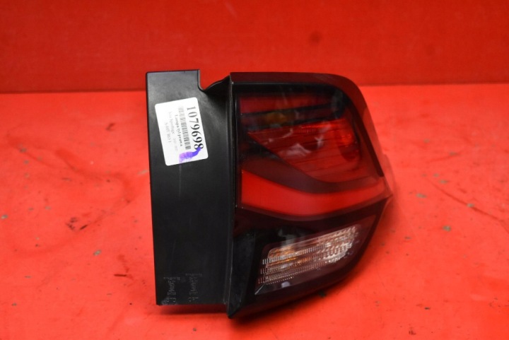 Licht rechts heck hinten LED 92402R2000 KIA SPORTAGE 5 V 21-25