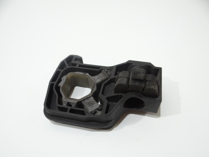 staffa radiatore Destro BMW 5 F10 F11 OE 7575248