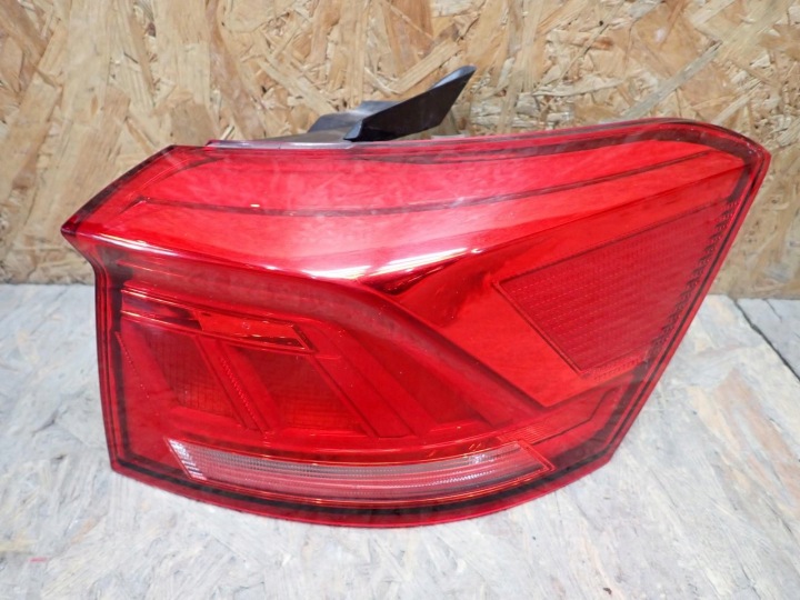 Licht rechts hinten rechts heck VW VOLKSWAGEN T ROC 2GA A11 17-21R 2GA945096
