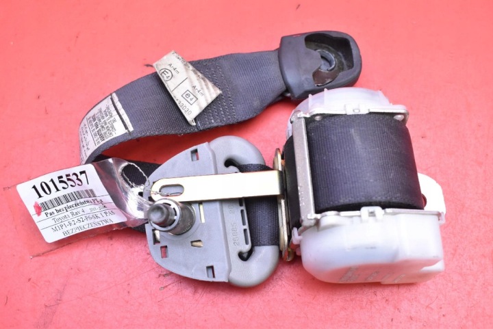 tension belt safety right rear part 7L3910 TOYOTA RAV-4 2 II LIFT 03-06