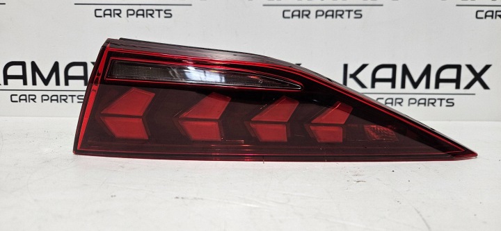 licht rechts heck LED für die heckklappe AUDI A3 LIFT 24- original 8Y0945308A