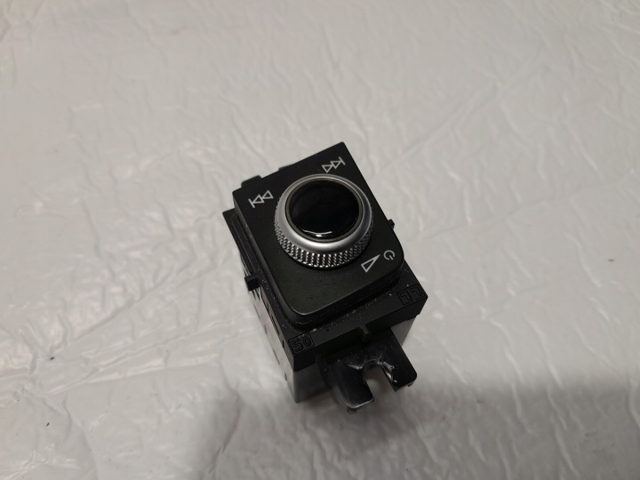 AUDI Q5 80A REGULATOR GLOSNOSCI 80B919616