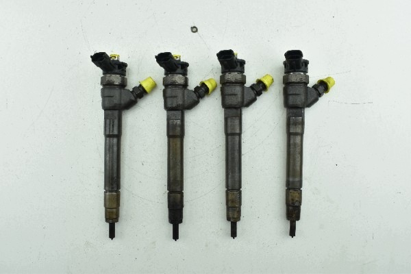 Einspritzdüse Pumpe-Düse-Einheit RENAULT TRAFIC III OPEL VIVARO B 1.6 DCI H8201055367 0445110414