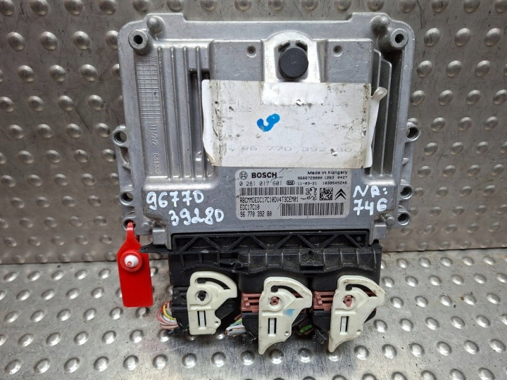 Bedienteil DES MOTORS 0281017601 9677039280 9666729880 Peugeot Citroen 1.6 HDI