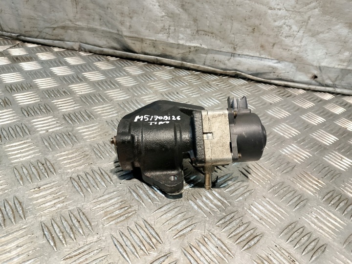 EGR valve NISSAN ALMERA TINO 2.2 DI