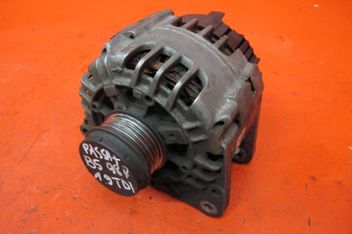 VOLKSWAGEN VW PASSAT B5 1.9 TDI AHU AUDI A4 B5 alternator SG12B049