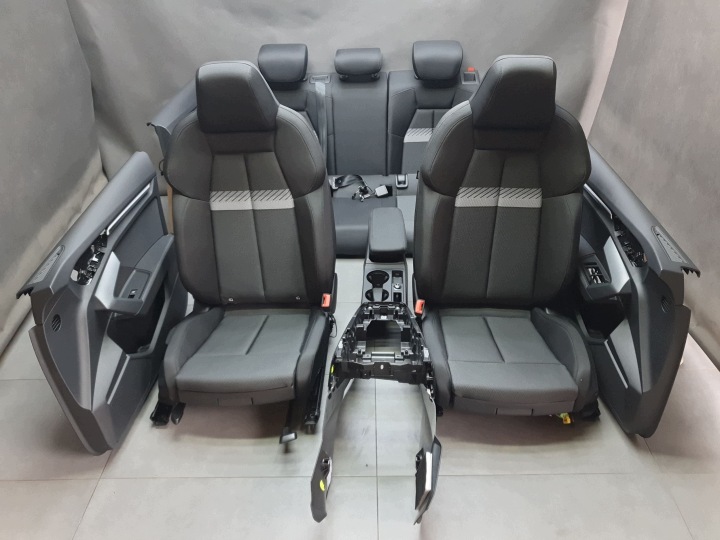 Audi A3 8Y hb Komptel Sitze z boczkami Sitze airbagi 5WA881106J