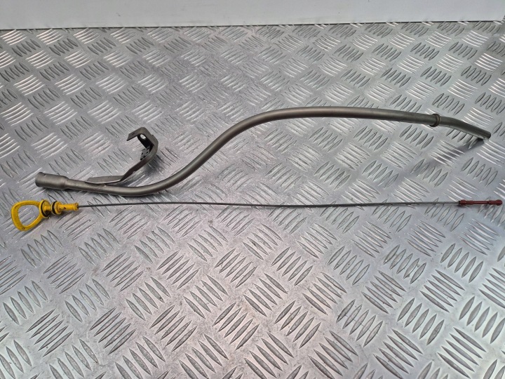 Mercedes E350 W207 Bagnet of the level oil A2720180140