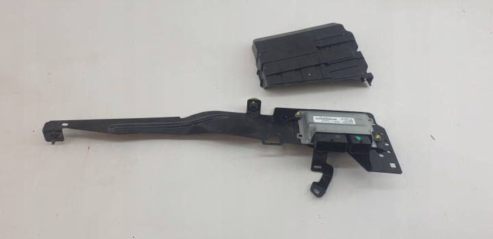 PEUGEOT 508 II HYBRYDA 2021 modulo 9842551880 Supporto