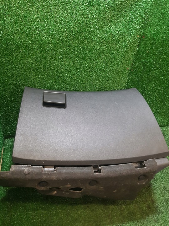 Handschuhfach des Beifahrers OPEL INSIGNIA 13308550