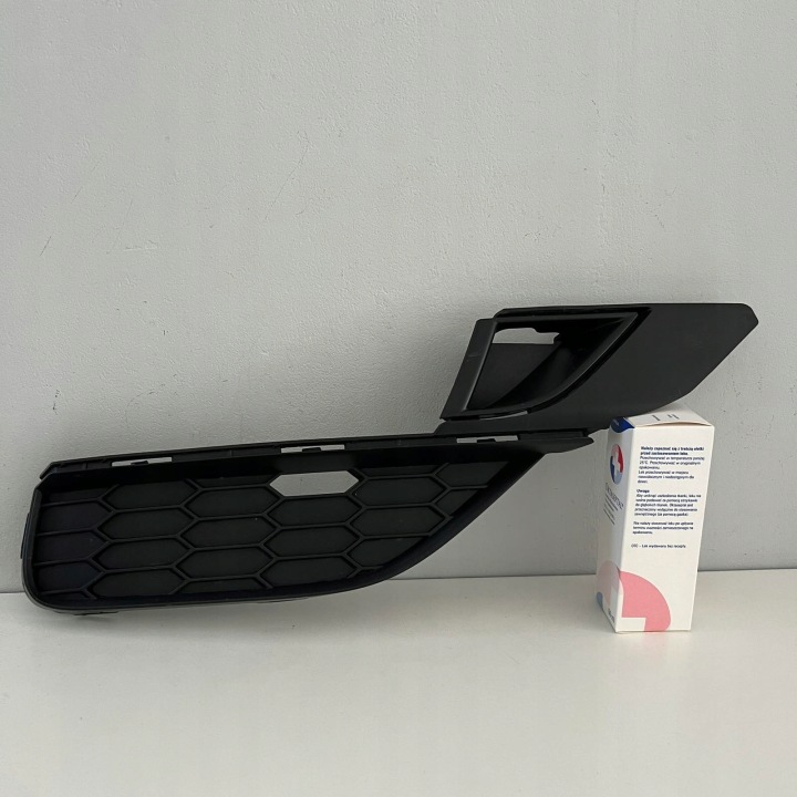 HONDA CR-V 5 IV 2015-2016 Mriežka pravá W nárazník 71103T1VE5