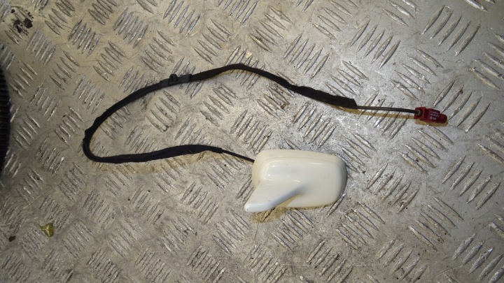 AUDI A5 8T ANTENA Tetöi RADIA 8T8035503D
