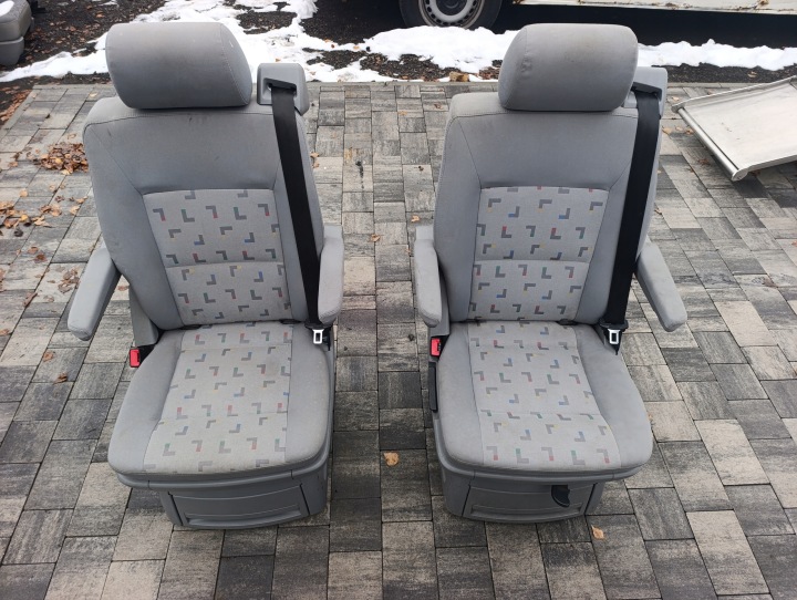 VW T5 T6 MULTIVAN seats OBROTOWE DRUGI/TRZECI RZAD szare LLL