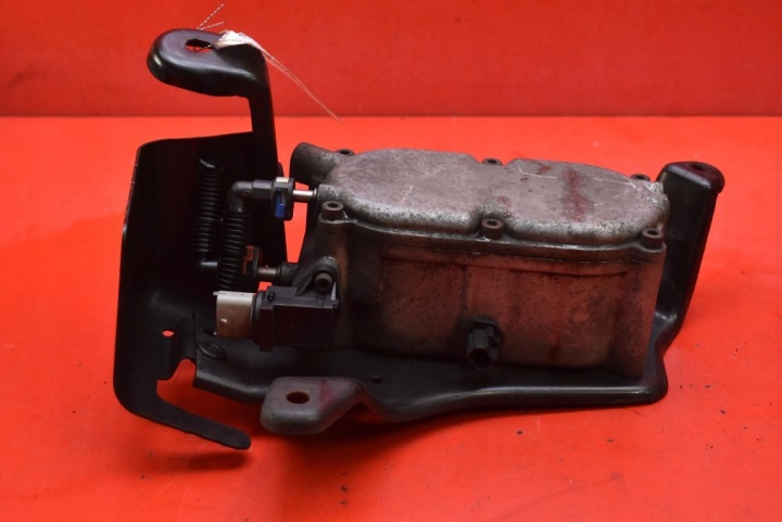 Boîte Filtre Carburant 68084905AG JEEP GRAND CHEROKEE 4 IV WK2 3.0 D 241 KM