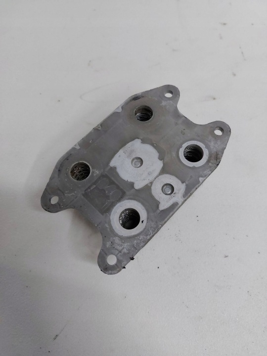VW AUDI SEAT SKODA Motor Ölkühler 04E117021C