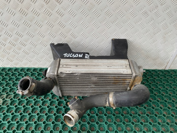 HYUNDAI TUCSON III 15-21 1.6 T-GDI INERCOOLER + LAPACZ + Schläuche 28270-2B741