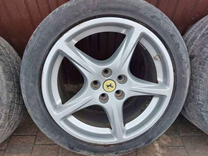 Jante Jante roue Arrière FERRARI 612 SCAGLIETTI F137 BBS 194187