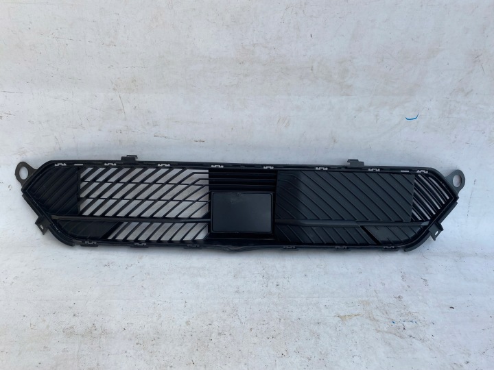 CITROEN C4 III Grille Grille/masque Inférieur Pare choc Avant Avant 9835884880