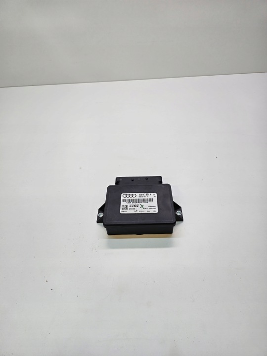 upravljačka elektronske rucne kocnice AUDI A4 B8 A5 Q5 8K0907801H