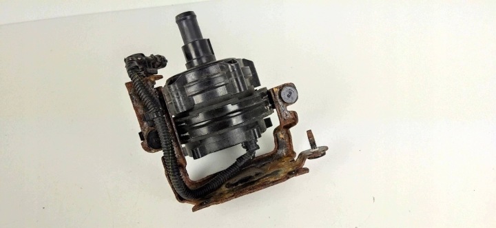 INSIGNIA B 2.0CDTI BITURBO zusätzliche Wasserpumpe 39186215