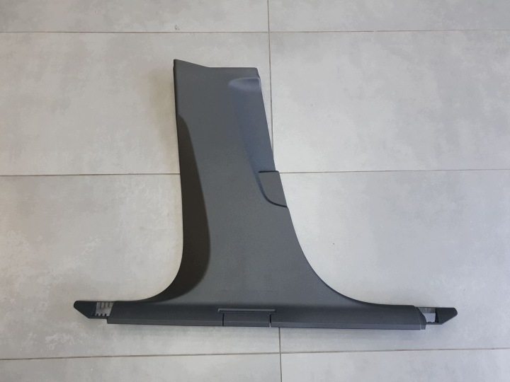 Audi A3 8Y HB cover slupka B lower 8Y0867239
