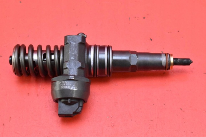nozzle nozzle 038130073AQ 0414720213 VW GOLF 4 IV 1.9 TDI 100 KM 97-06