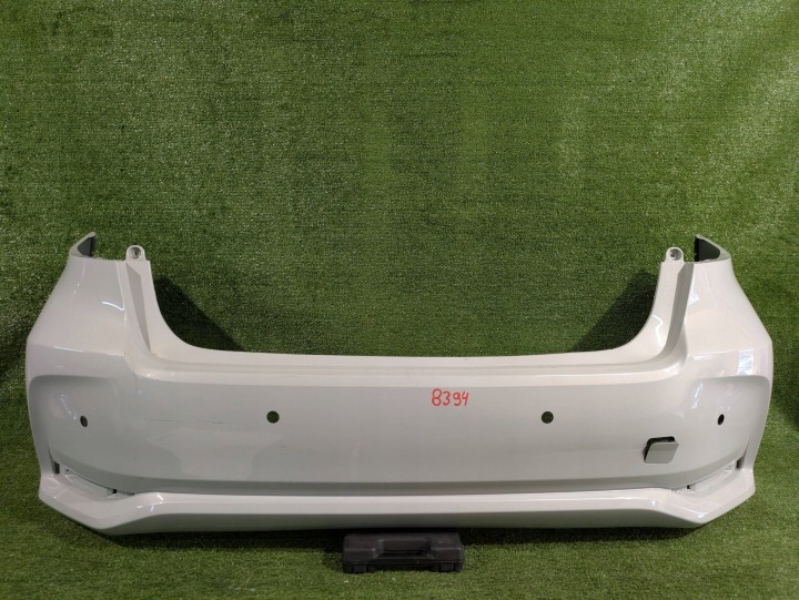 Paraurti posteriore posteriore TOYOTA COROLLA E21 berlina NR.8394