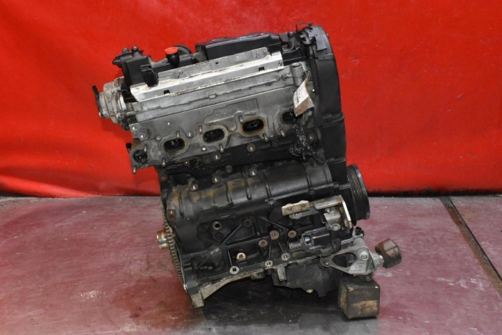 engine DIESEL CNH pump 0445010537 AUDI A6 C7 2.0 TDI 190KM 14-20 FILM