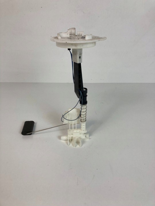 Jeep Cherokee KL 3.6 Wskaznik Sensor Schalter Niveauregelung des Kraftstoffsbehälters 68140317AC