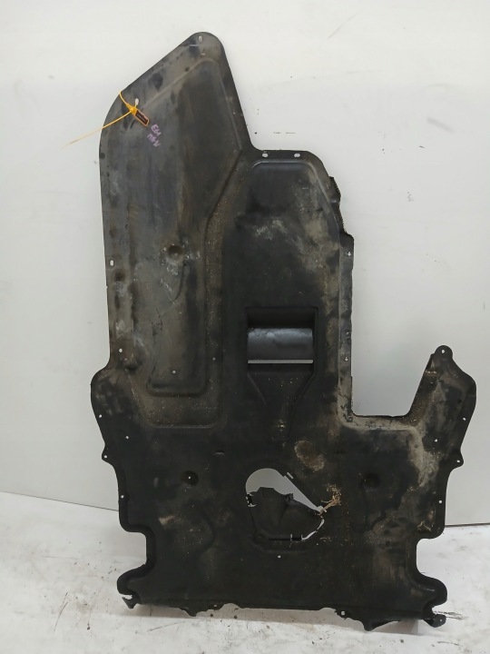 BMW E60 cover below gearbox MANUAL