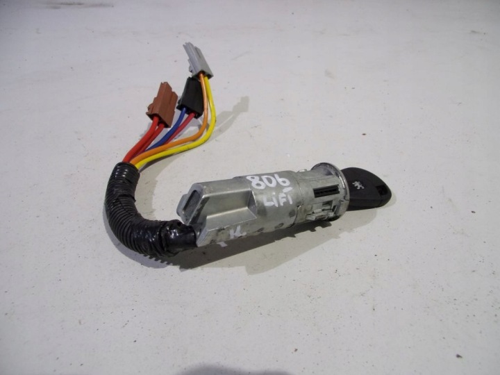 Peugeot 806 lift FL ignition z kluczykiem