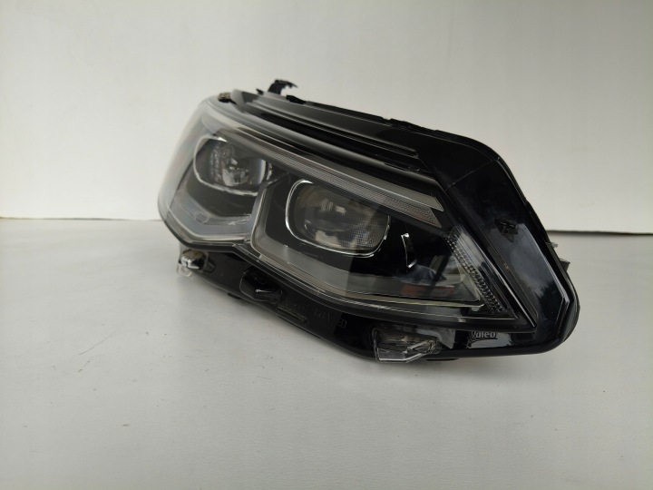 light right REFLEKTOR VW GOLF VIII 8 5H 5H0 20- FULL LED IQ LIGHT