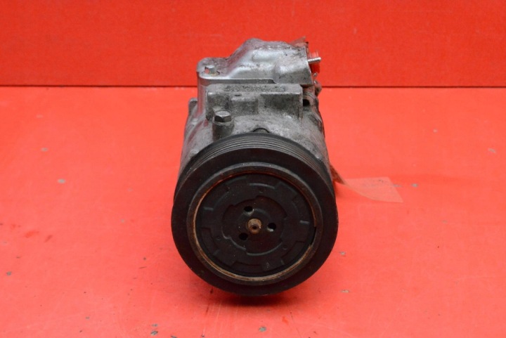 Compresseur Pompe Climatisateur air conditionné KTT090038 SKODA ROOMSTER 1.4 TDI 80 KM 06-10